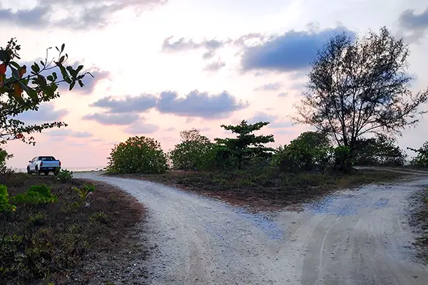 Pakarang Cape road 600px