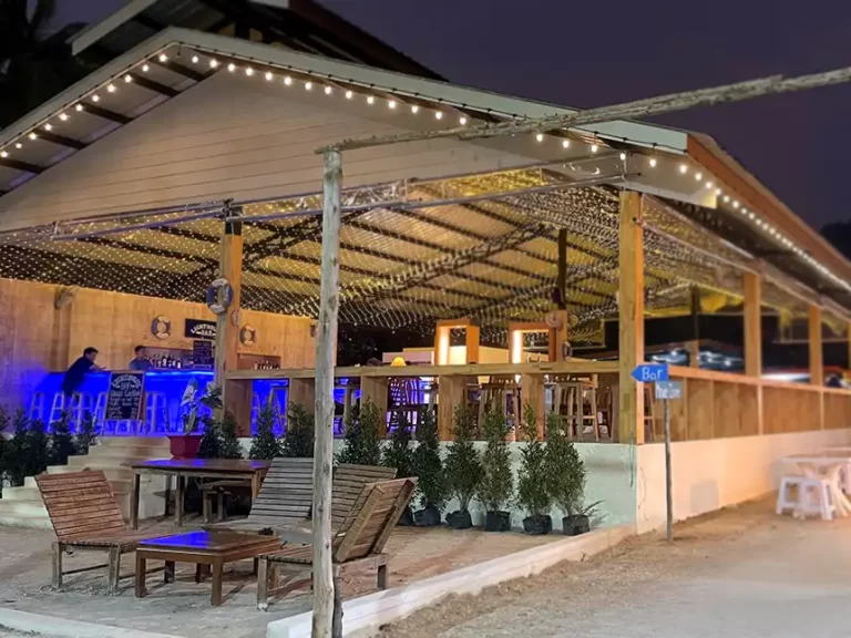 Alive Market bar restaurant 768x576