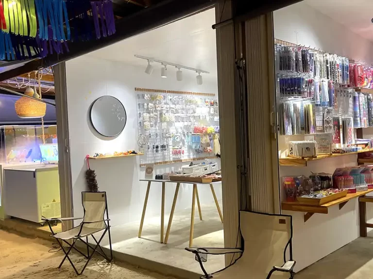 Alive Market shops 768x576