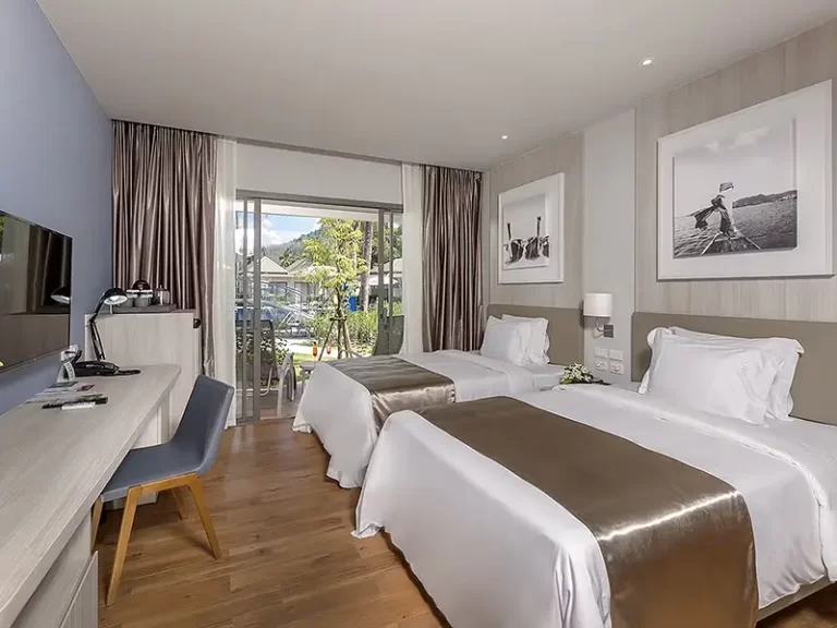 DELUXE POOL VIEW FAMILY WING 1 768x576