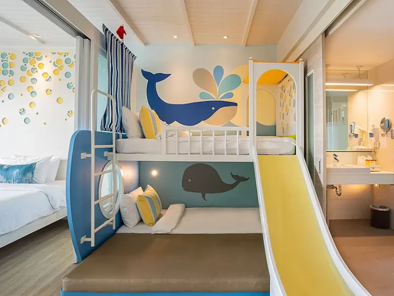 Family Slide 2 768x576