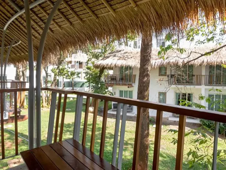 Tropical Garden 2 768x576