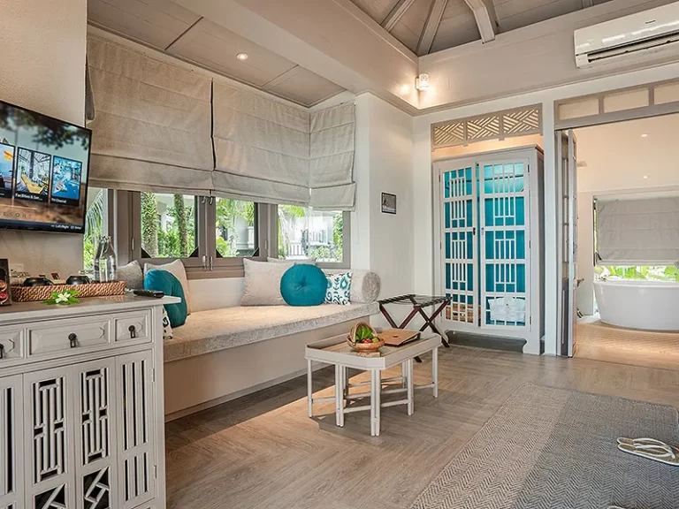 Zeavola Deluxe Beachfront Bungalow 1 768x576