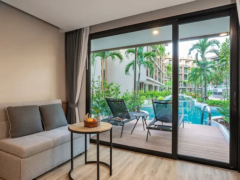 flora pool access 02 768x576