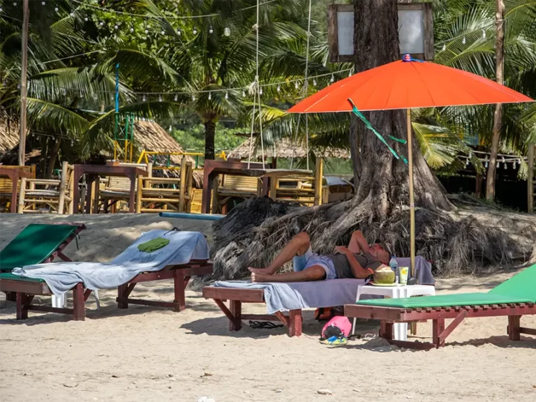 Pak Weep Beach resting sunbath copy 768x576
