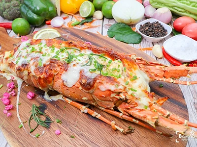 King Lobster Baked with Cheese